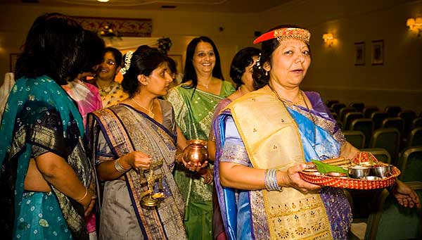 Hindu wedding ceremony ritual