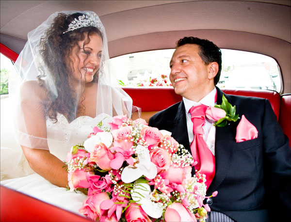 bride and father in the wedding car
